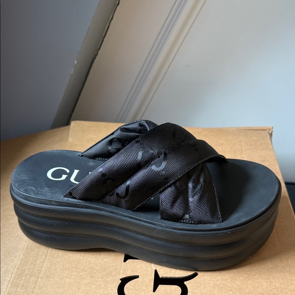 Gucci Black Platform Slide Sandals with Padded Crisscross Straps 38
